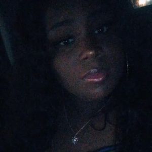 Meet your Posher, Alexus